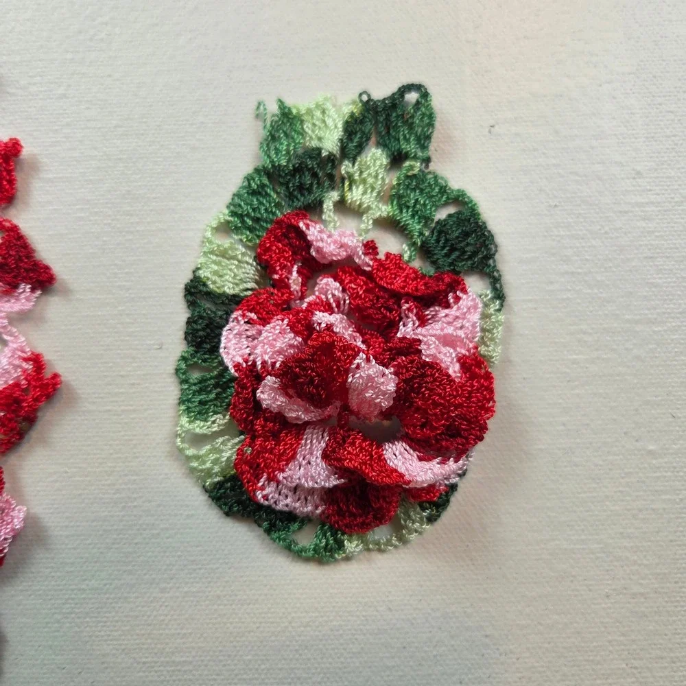 Vintage Handmade Crochet Doily Set 3D Rose Flower Lace White Red Pink 2pc